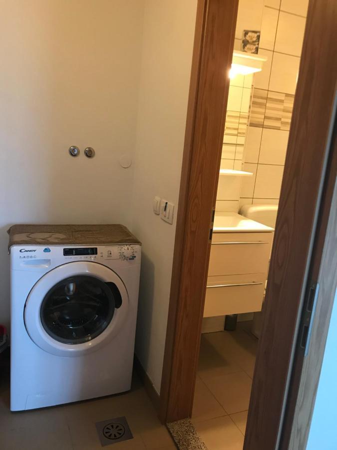 Morje Apartamento Izola Exterior foto